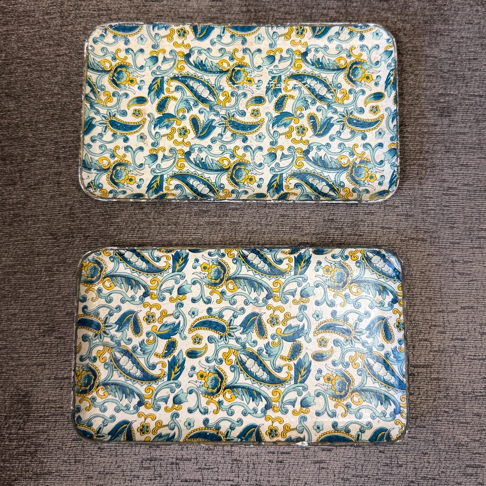 Vintage Pair of Viking Imports Pressed Fiberboard Trays Blue & Yellow Paisley.